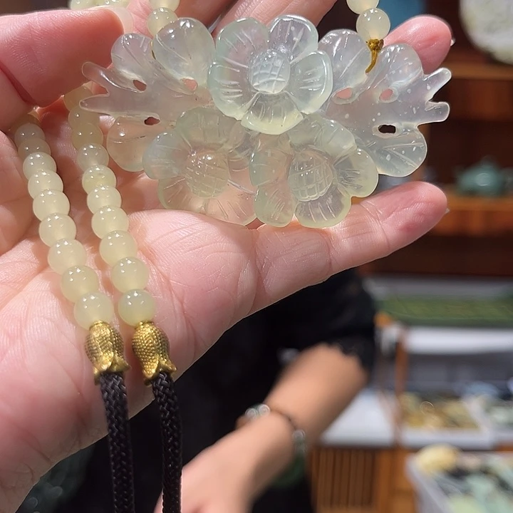 未镶嵌岫玉毛衣链
