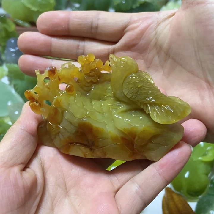 【闪购商品】未镶嵌蛇纹石玉把件