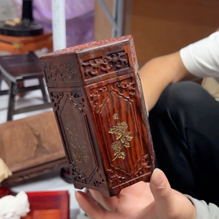 琉璃手工艺品红木工艺品