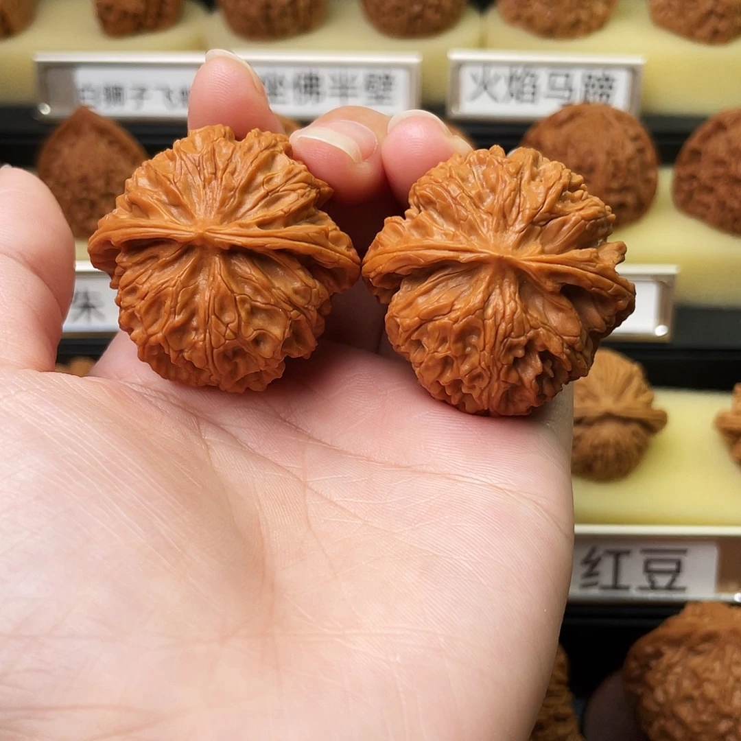 文玩核桃吊坠苹果园40尺906