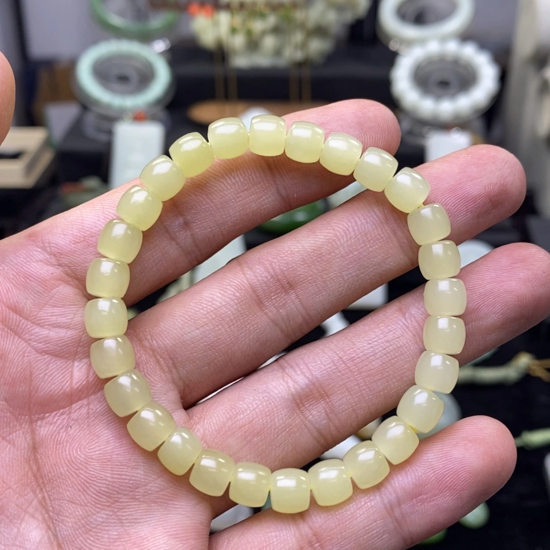 和田玉未镶嵌吊坠(不含链)