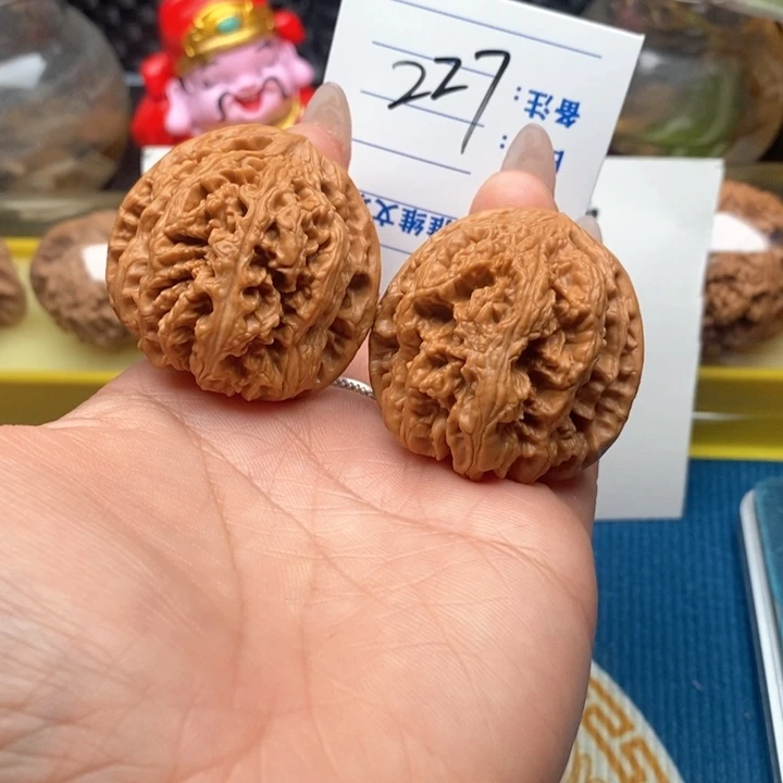 文玩核桃把件227号41平谷粗筋