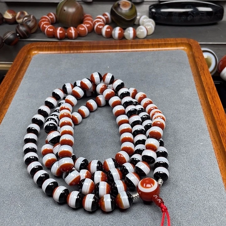 逍***！玛瑙/玉髓未镶嵌手链