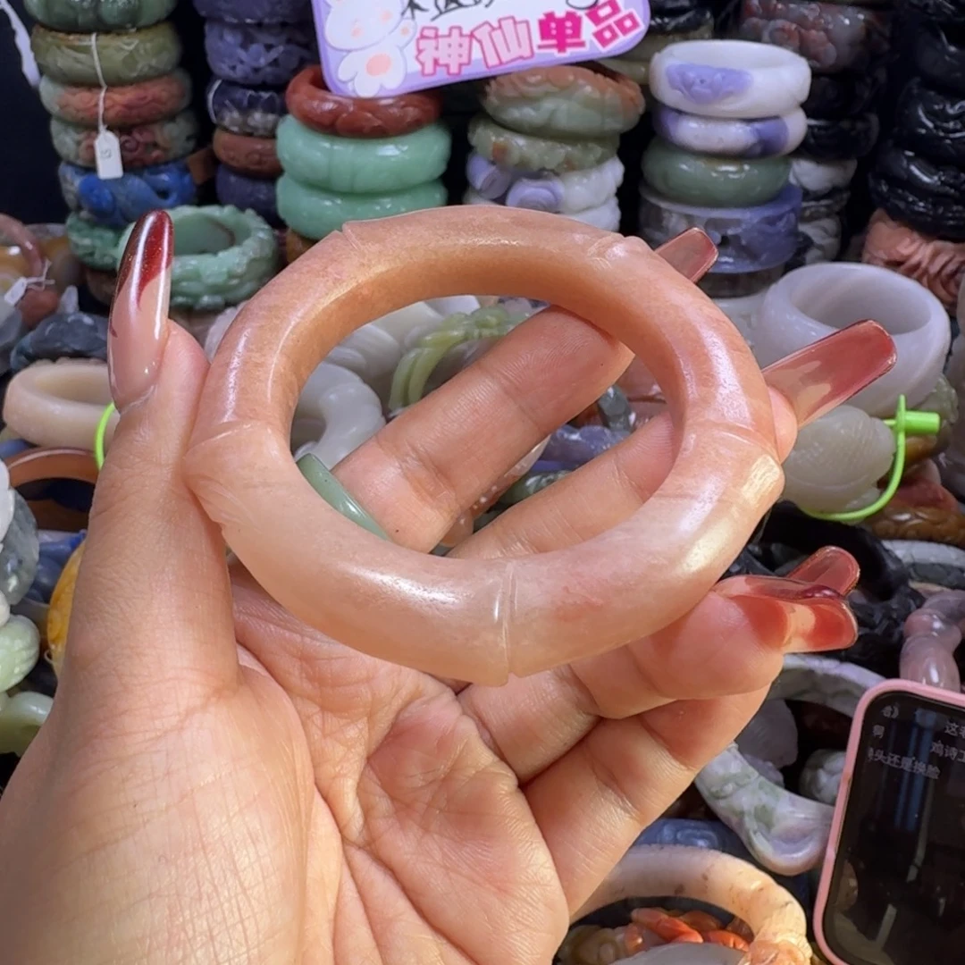 石英质玉（佘太翠）未镶嵌手镯28，53，不退换