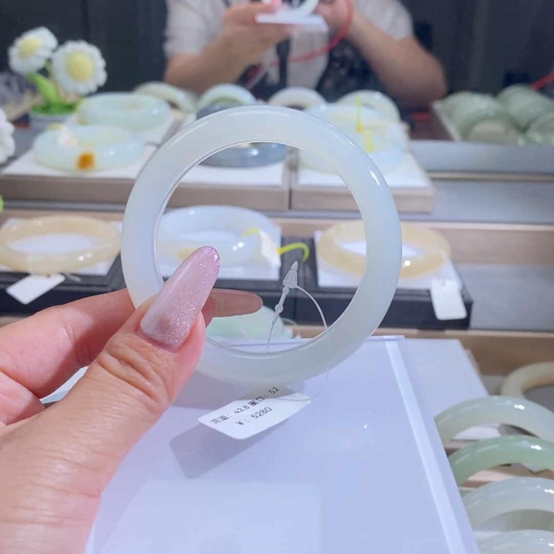和田玉手镯未镶嵌白月光52