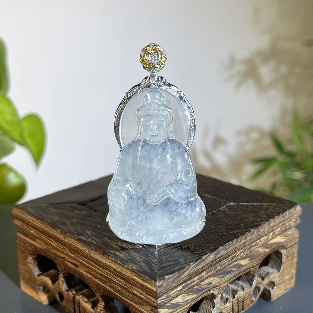 JTB17-188  天然缅甸A货翡翠 18K含钻镶嵌素衣观音 （定金）