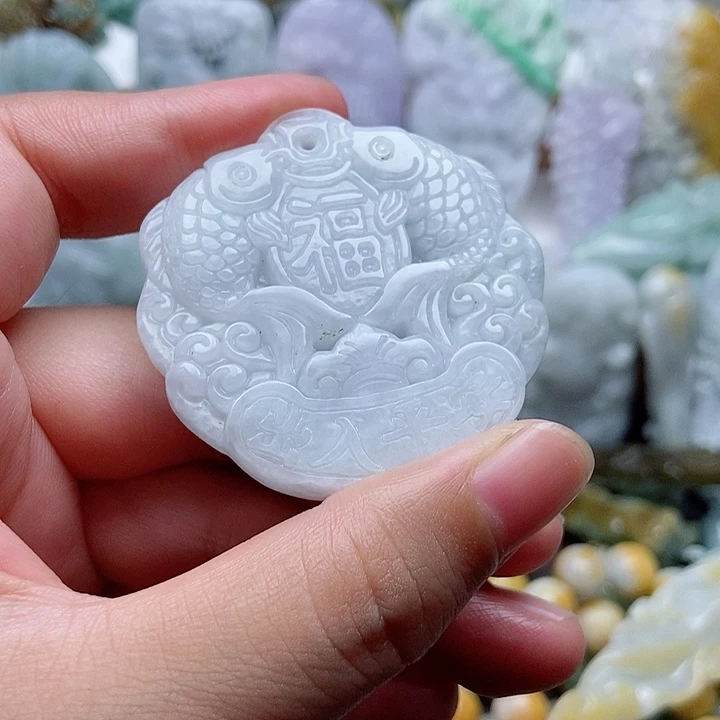 翡翠未镶嵌颈饰翡翠