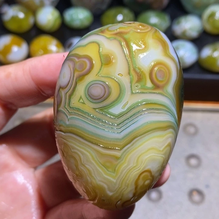 未镶嵌玛瑙/玉髓珠宝半成品88