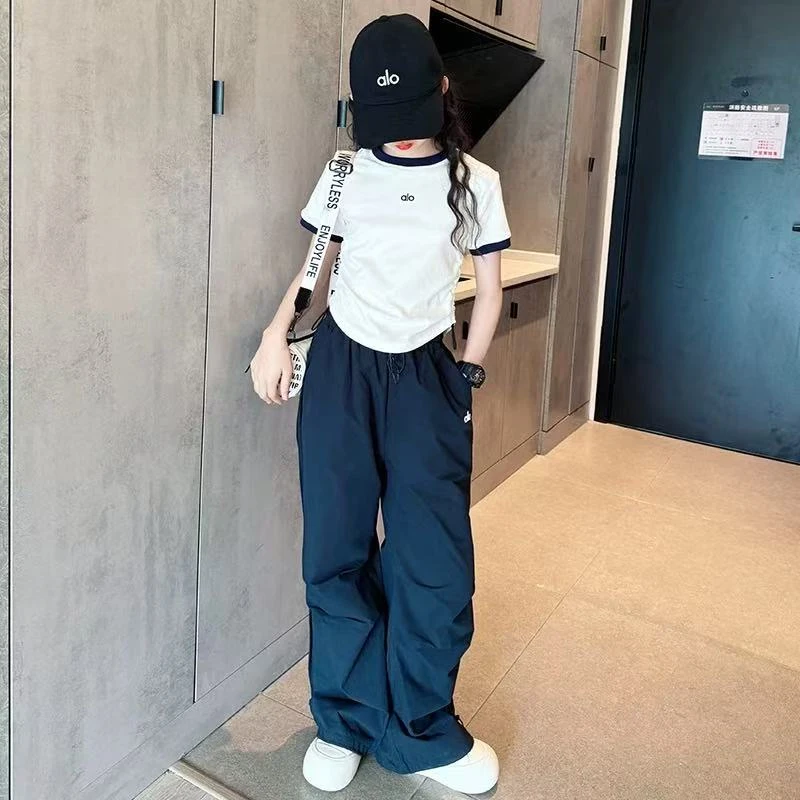 2567  夏款刺绣字母收腰辣妹T