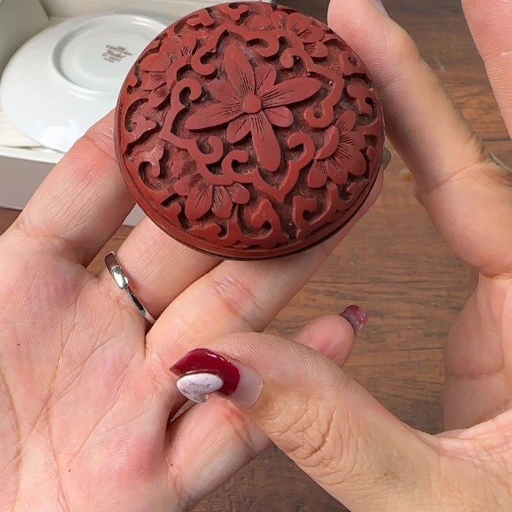 一个陶瓷物件哈哈哈哈哈