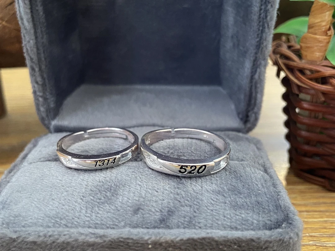 足银戒指 拜合提亚尔纯银情侣戒指刻字可调节对戒纪念小众简约