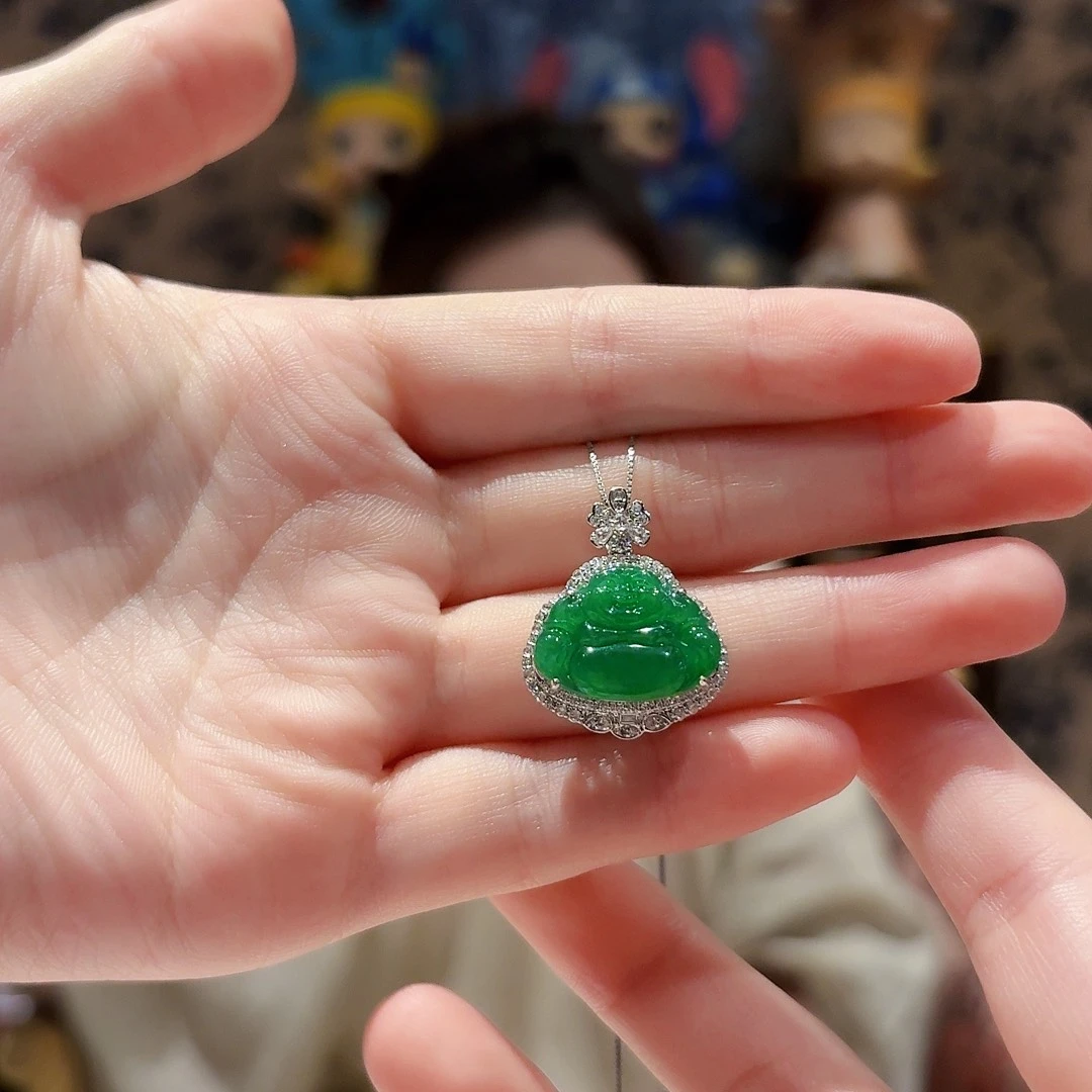 翡翠18K金镶嵌吊坠(赠链)