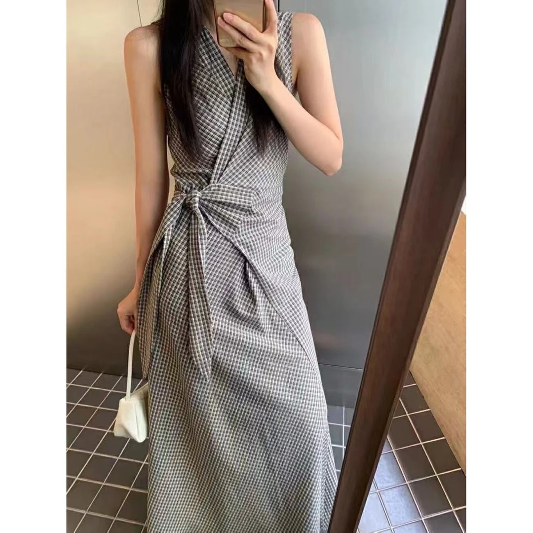 2035#【气质拉满！】韩系显瘦V领绑带收腰设计长款连衣裙