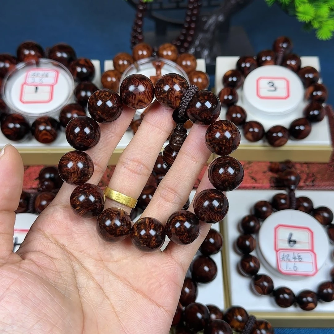 用***3花梨木类黄花梨1.8