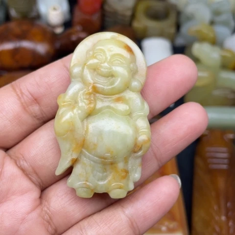 未镶嵌蛇纹石玉颈饰28