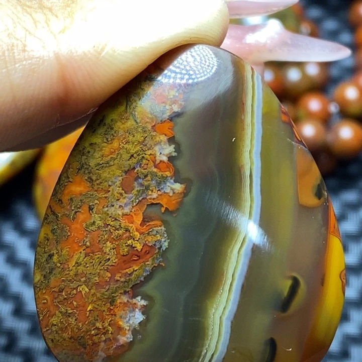 玛瑙/玉髓未镶嵌颈饰隔****啊