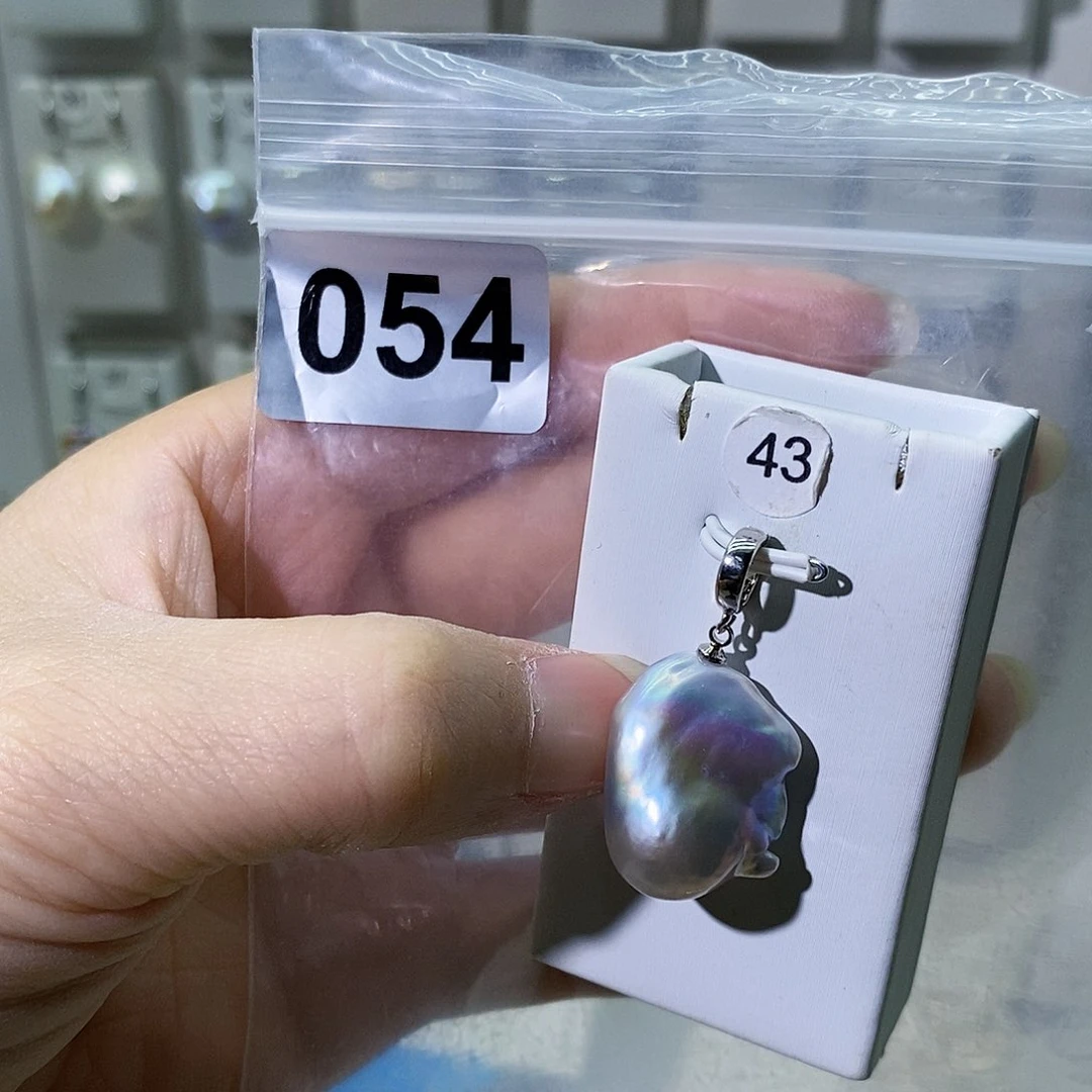 淡水珍珠合金颈饰