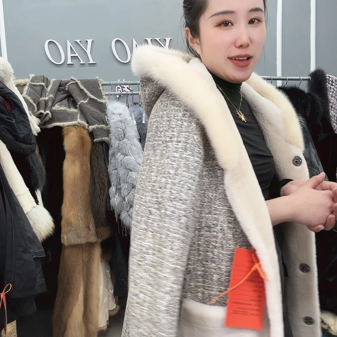 姚小妖家高端皮草
