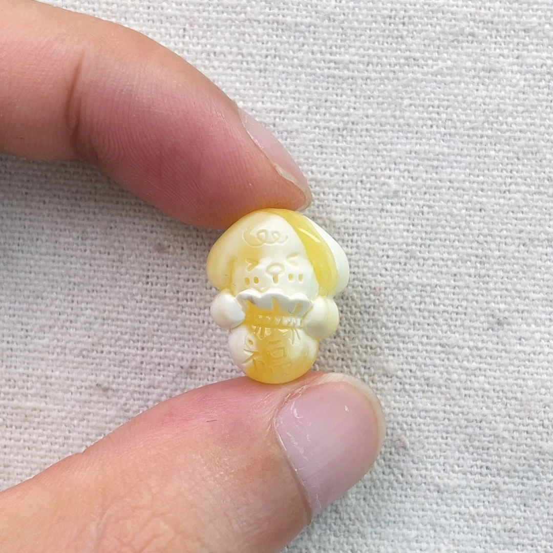 琥珀未镶嵌珠宝奇石瓷白福袋小狗