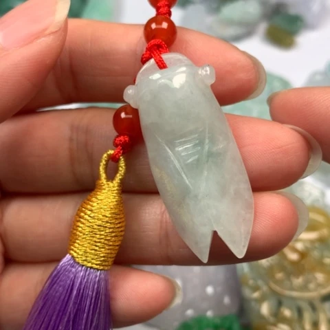 翡翠颈饰未镶嵌翡翠