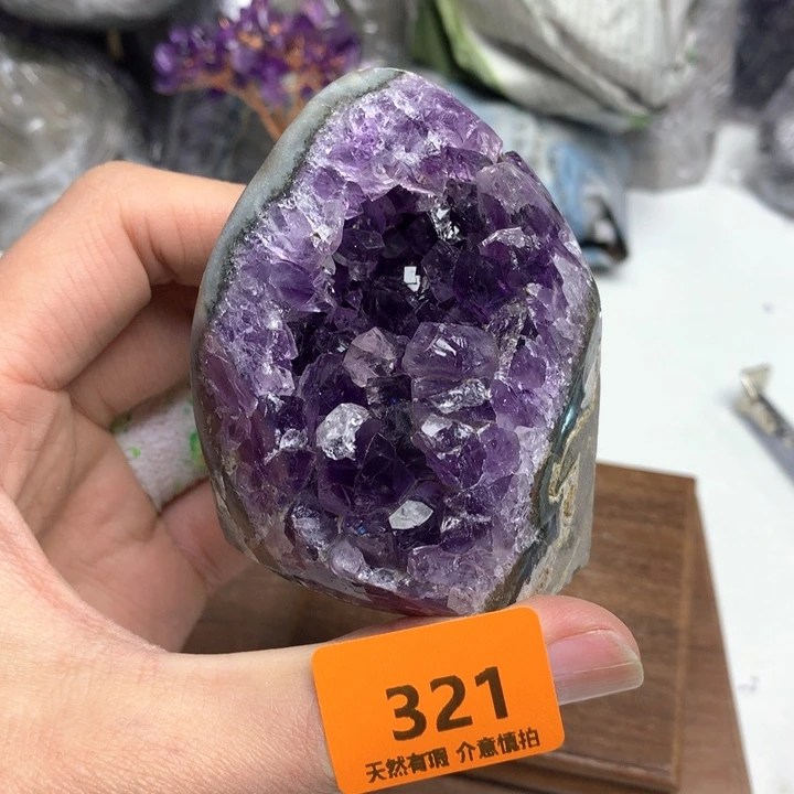 紫晶大型摆件（非配饰）未镶嵌