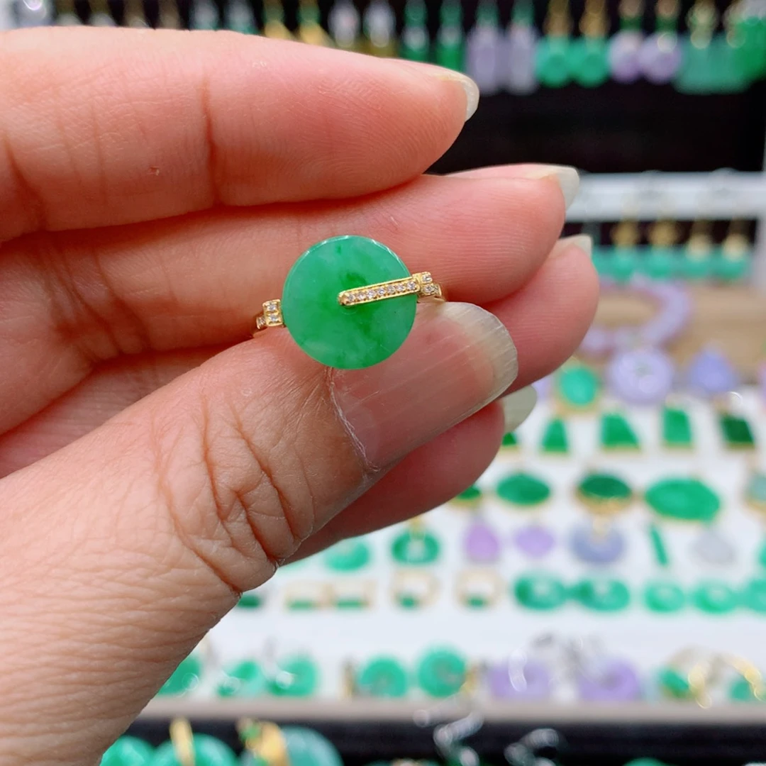 翡翠戒指18K金镶嵌亢*