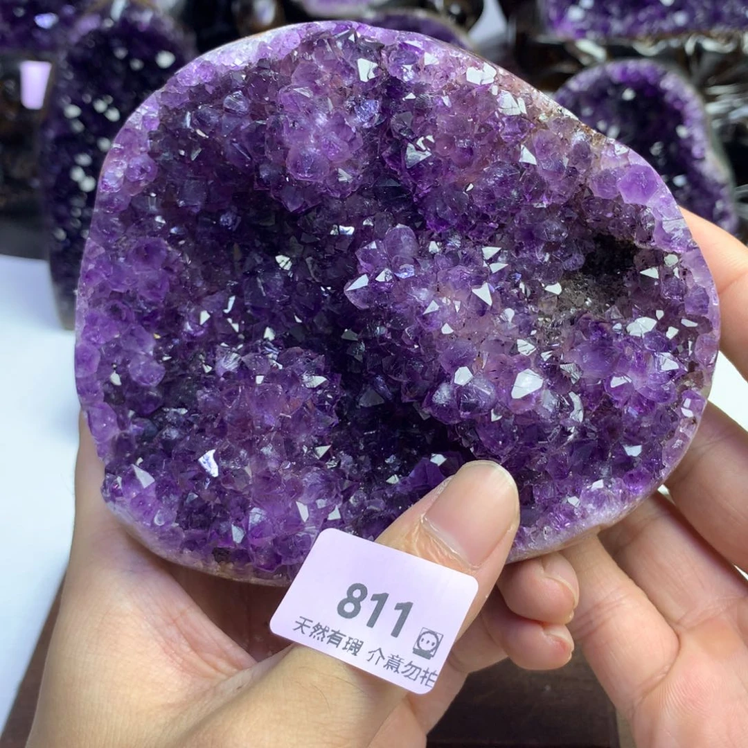 未镶嵌水晶大型摆件（非配饰）