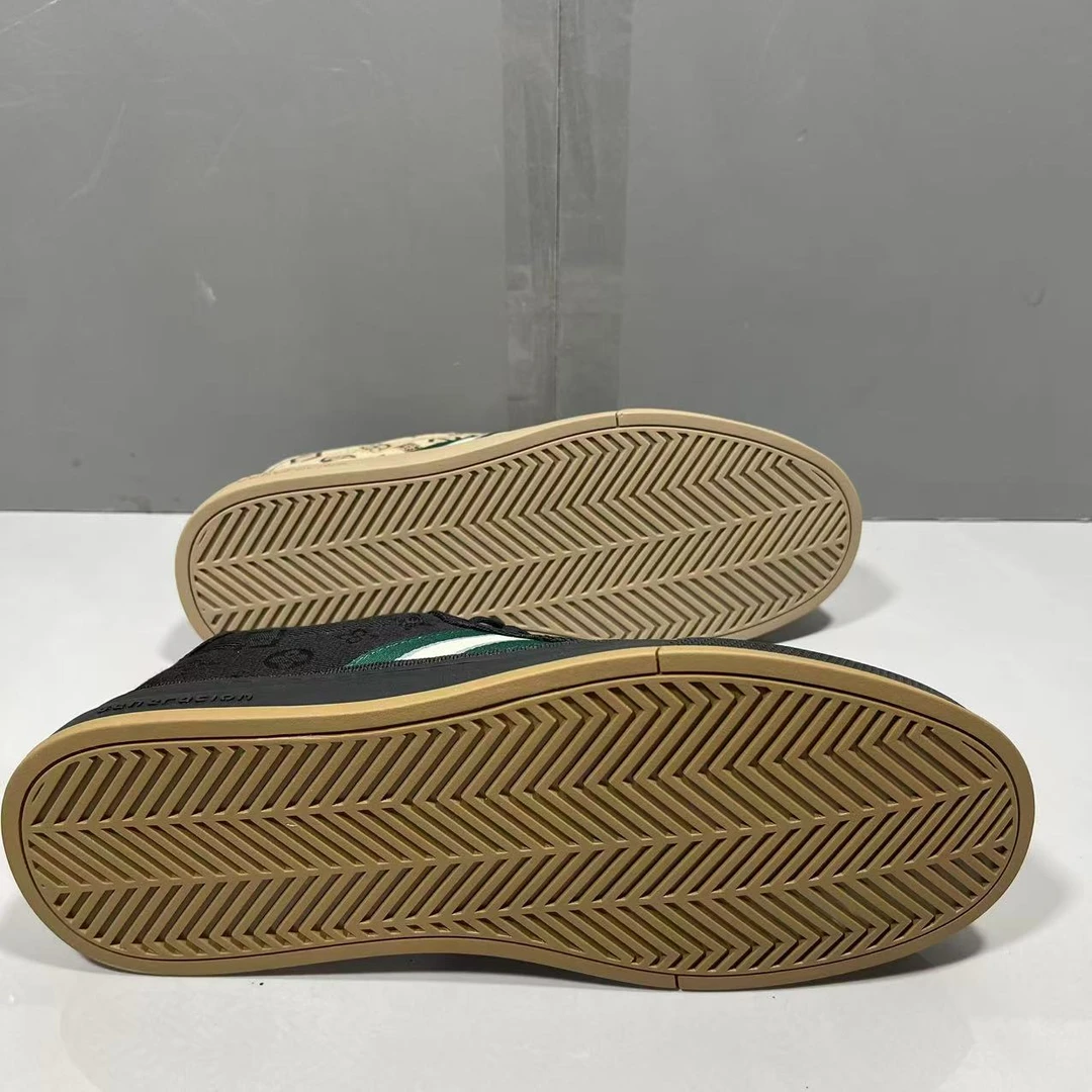 8022男鞋老六鞋业