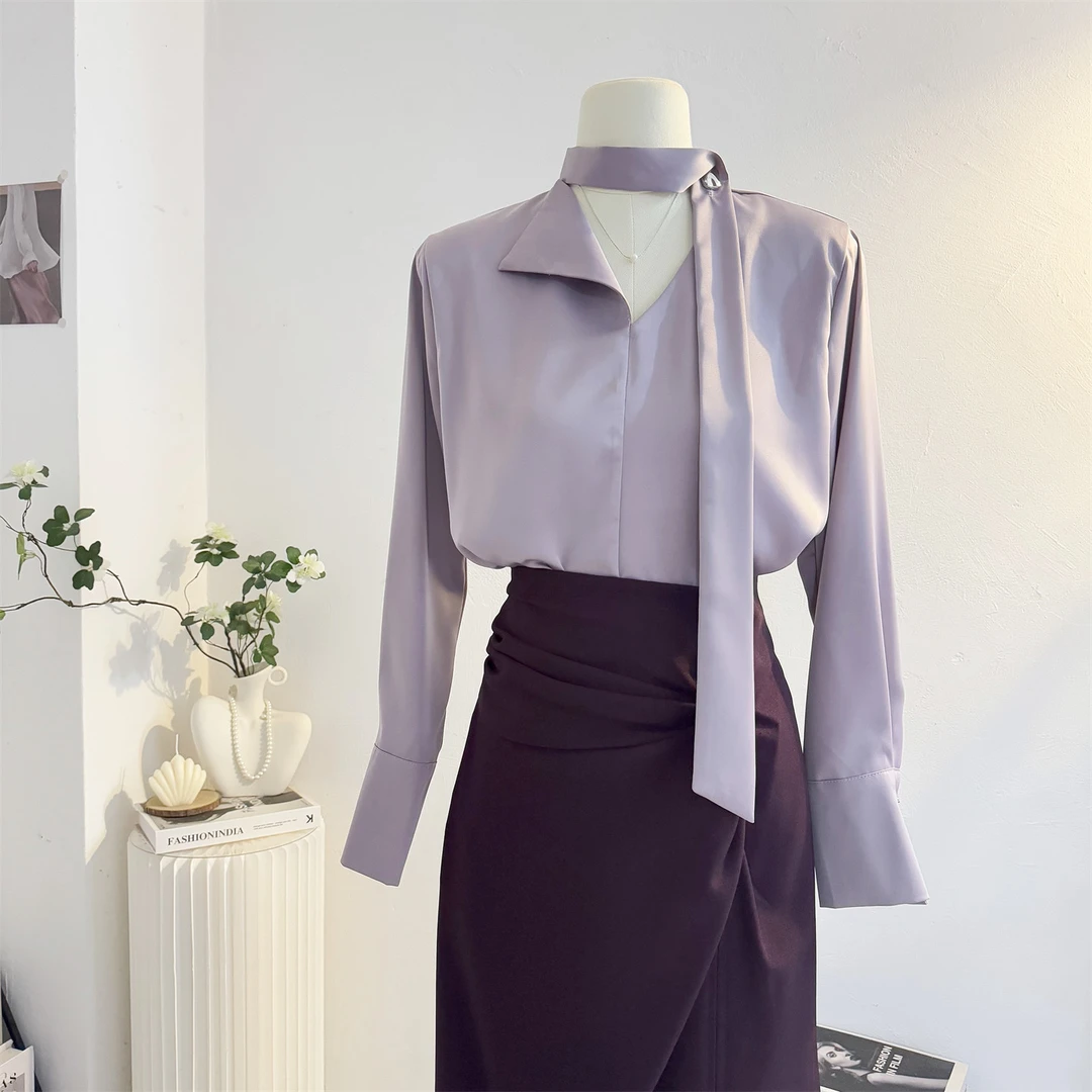 紫色法式V领飘带缎面衬衫女长袖2025秋季设计感气质通勤垂感衬衣