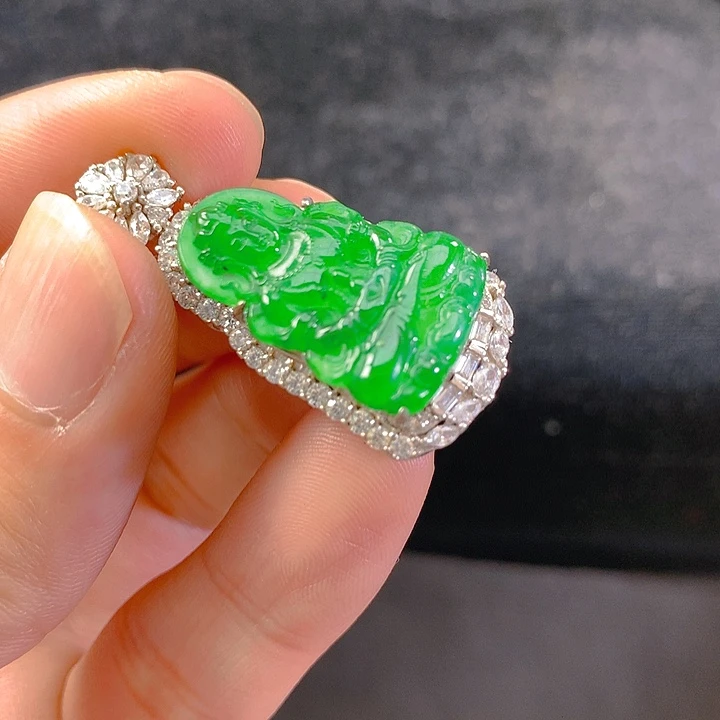 【闪购商品】翡翠颈饰银S925镶嵌翡翠