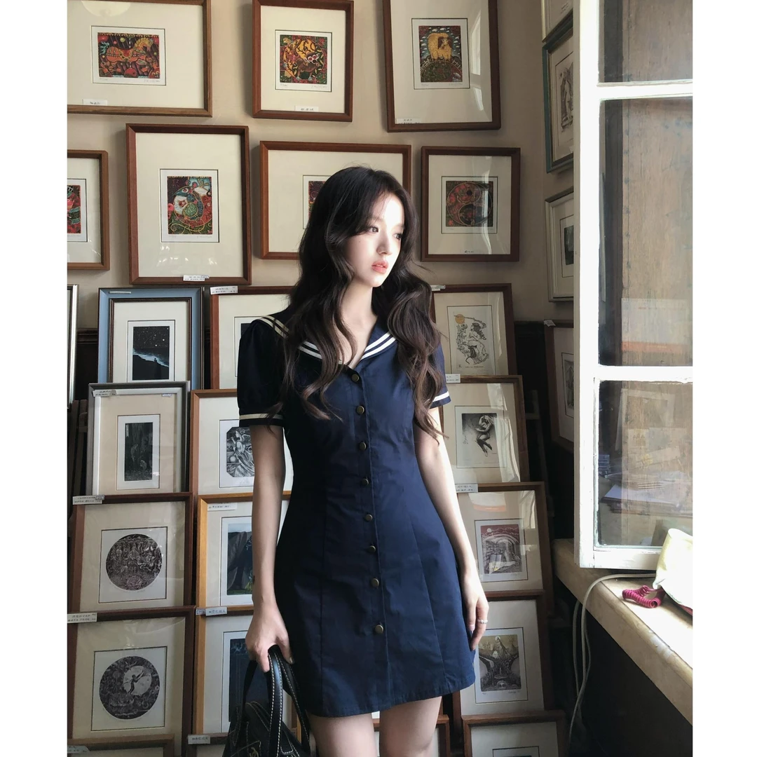 2025夏季新款小众设计感韩系甜美风海军领修身收腰减龄连衣裙女