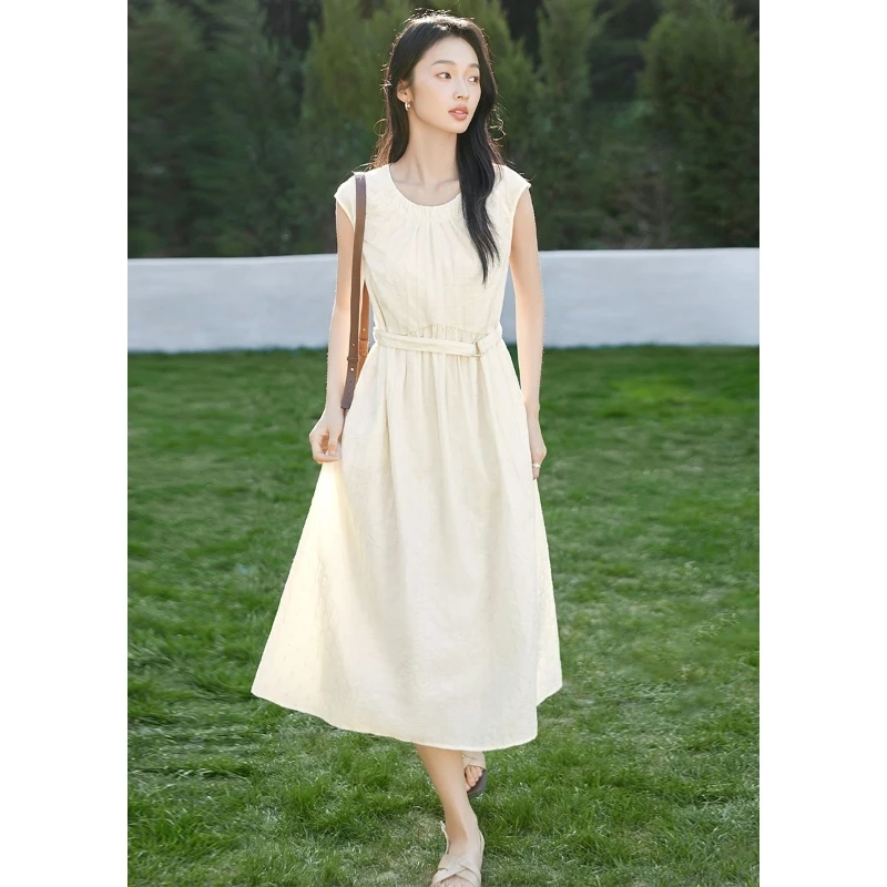 莱赛尔肌理感无袖圆领连衣裙女2025夏季新款气质优雅收腰长裙