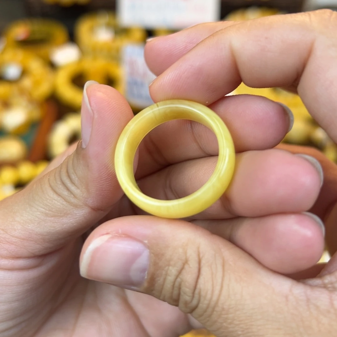 琥珀裸石未镶嵌mnnnnhhhjjnnnm