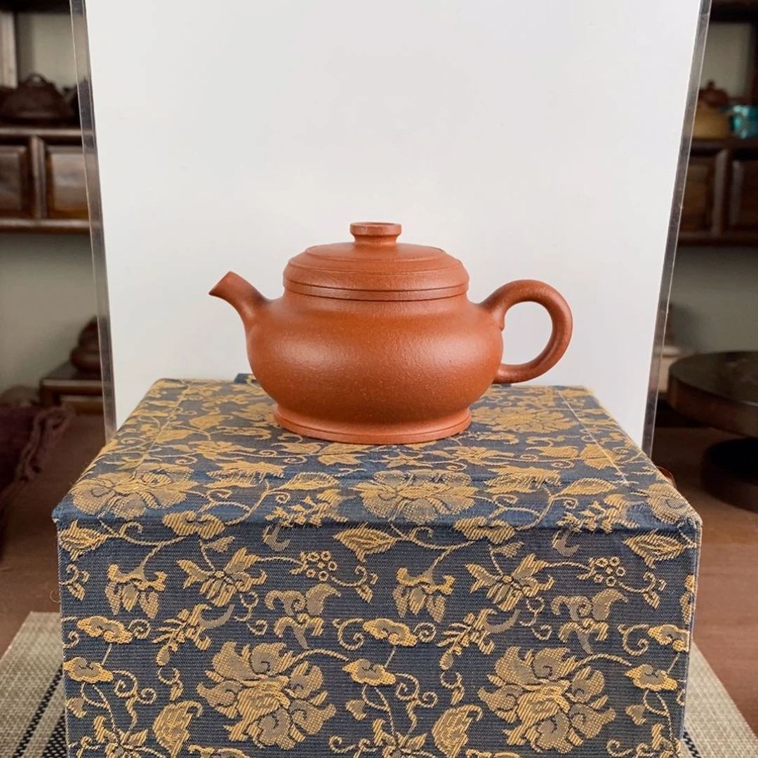 路***上茶壶紫砂宜兴紫砂工艺美术精品