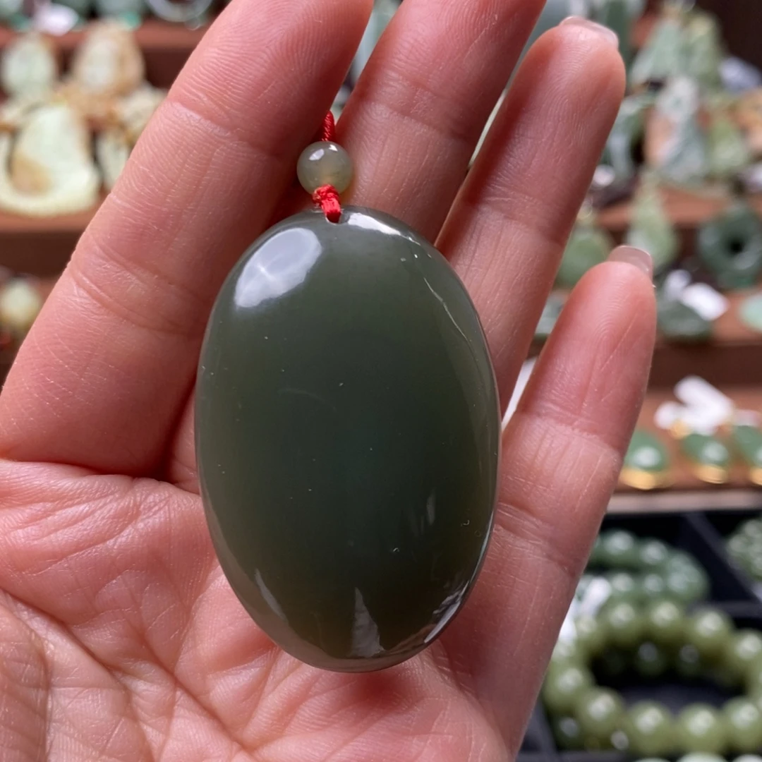 蓝***焰和田玉未镶嵌挂件