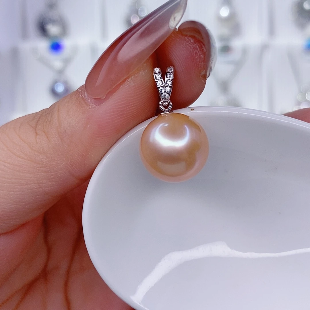 淡水珍珠吊坠(赠链)银S925镶嵌