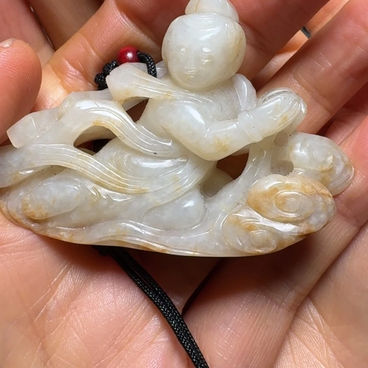 和田玉（糖玉）未镶嵌把件