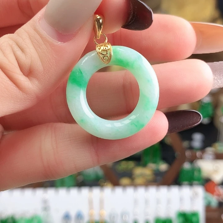 翡翠未镶嵌吊坠(不含链)吊坠