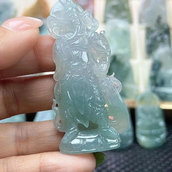 颈饰未镶嵌翡翠天然缅甸翡翠A货关二爷