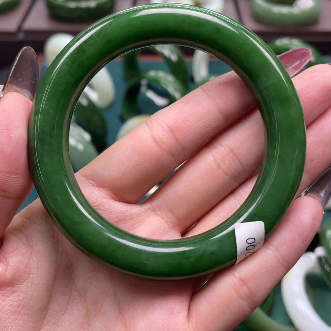 和田玉（碧玉）未镶嵌手镯5657