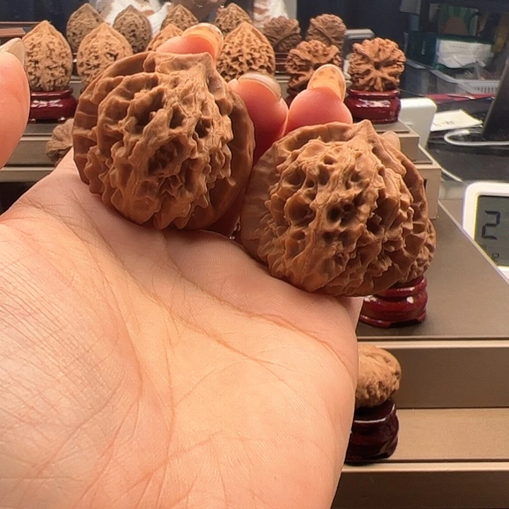 吊坠文玩核桃38 麒麟元宝 t-002