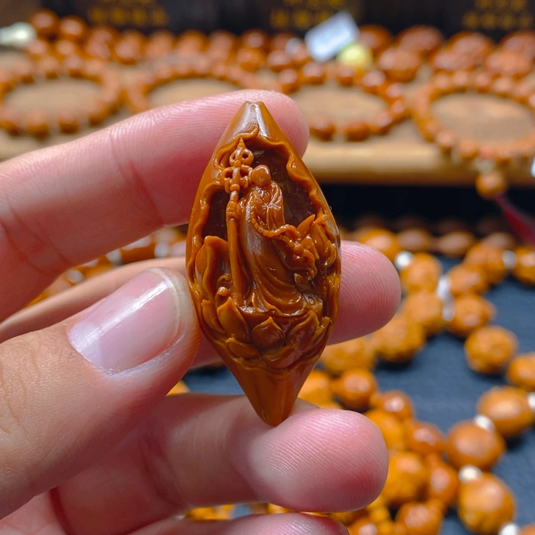 手串/手链橄榄核许忠英22×45镂空荷韵无相（不议价）