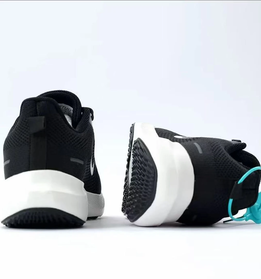 【运费险】爆款 秋冬新款透气网面时尚百搭休闲运动情侣健步鞋