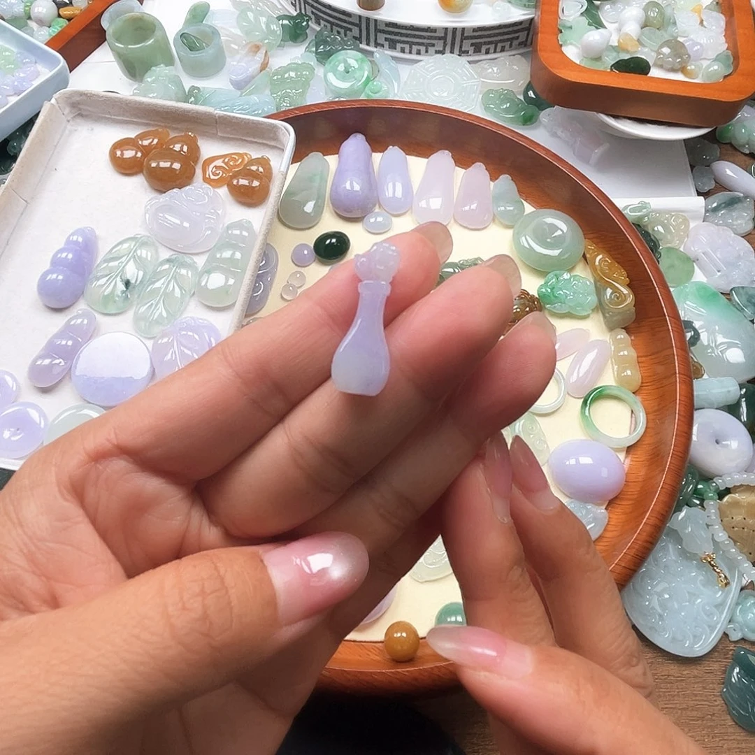 颈饰未镶嵌翡翠6666666666