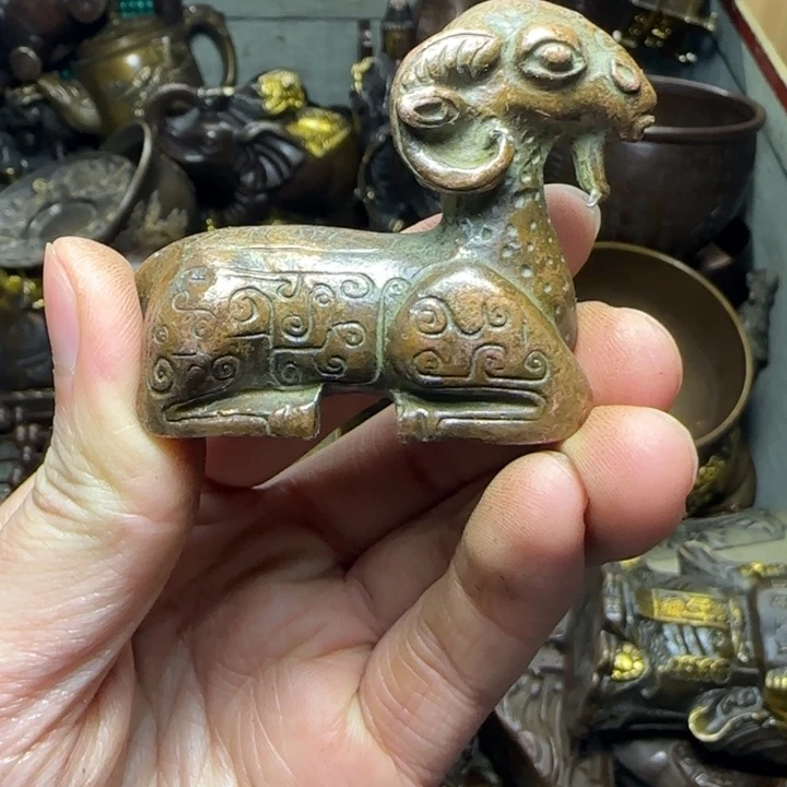 铜器把玩摆件链接