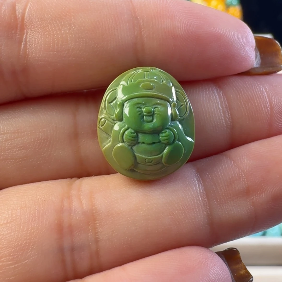 绿松石未镶嵌颈饰
