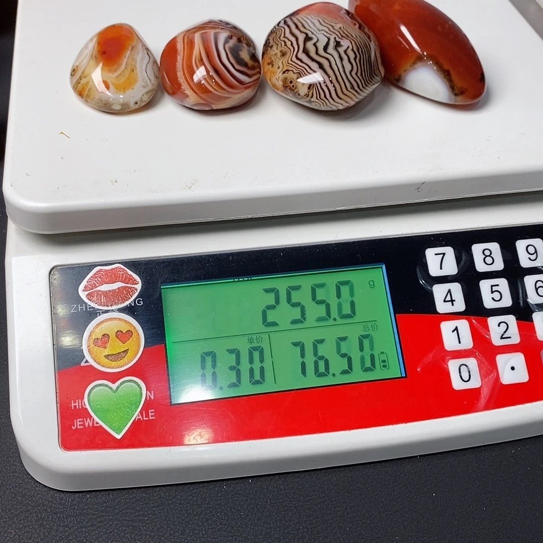 玛瑙/玉髓手把石三毛未镶嵌时**逐