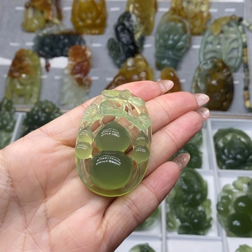 【闪购商品】蛇纹石玉颈饰未镶嵌龙****居