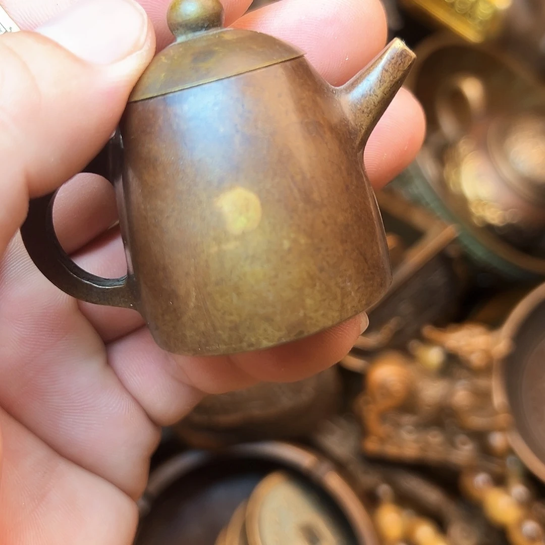 精美铜器工艺品等