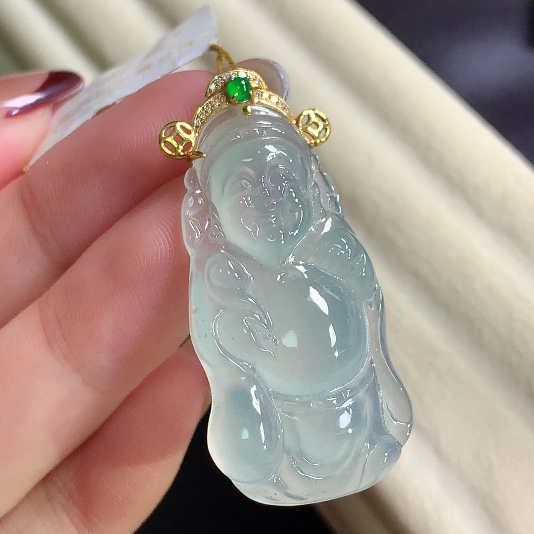 翡翠18K金镶嵌颈饰